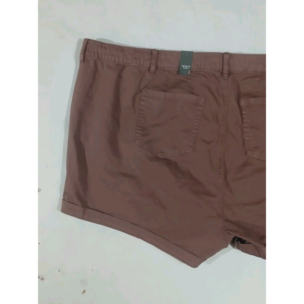 New Torrid 3.5" Pull On Weekend Stretch Twill Cargo Shorts Size 5 5X 28 Pull On - Picture 8 of 9